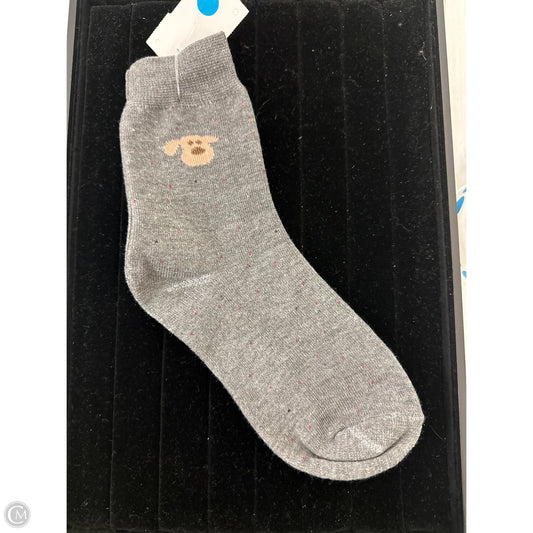 Socks By Clothes Mentor In Grey, Size: 0