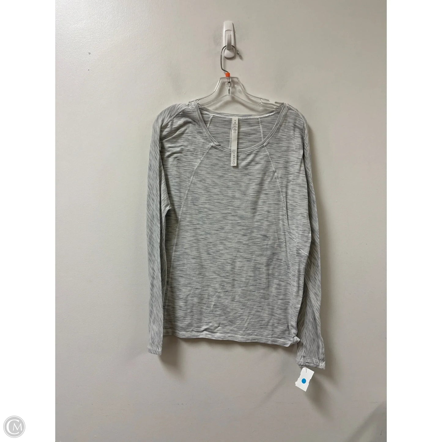 Athletic Top Long Sleeve Crewneck By Lululemon In Grey, Size: L