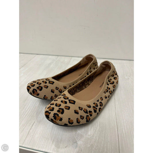 Shoes Flats By Amazon Essentials In Animal Print, Size: 7.5