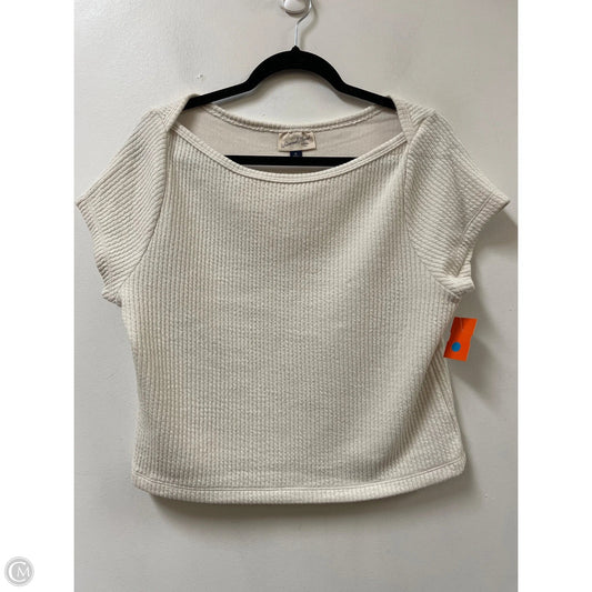 Top Short Sleeve By Universal Thread In Cream, Size: Xl