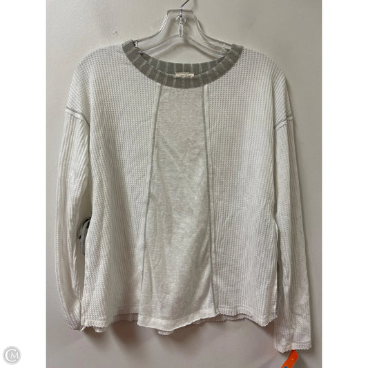 Top Long Sleeve By Hem & Thread In White, Size: S
