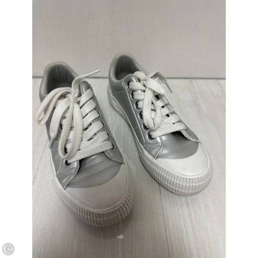 Shoes Sneakers By Rocket Dogs In Silver, Size: 6.5