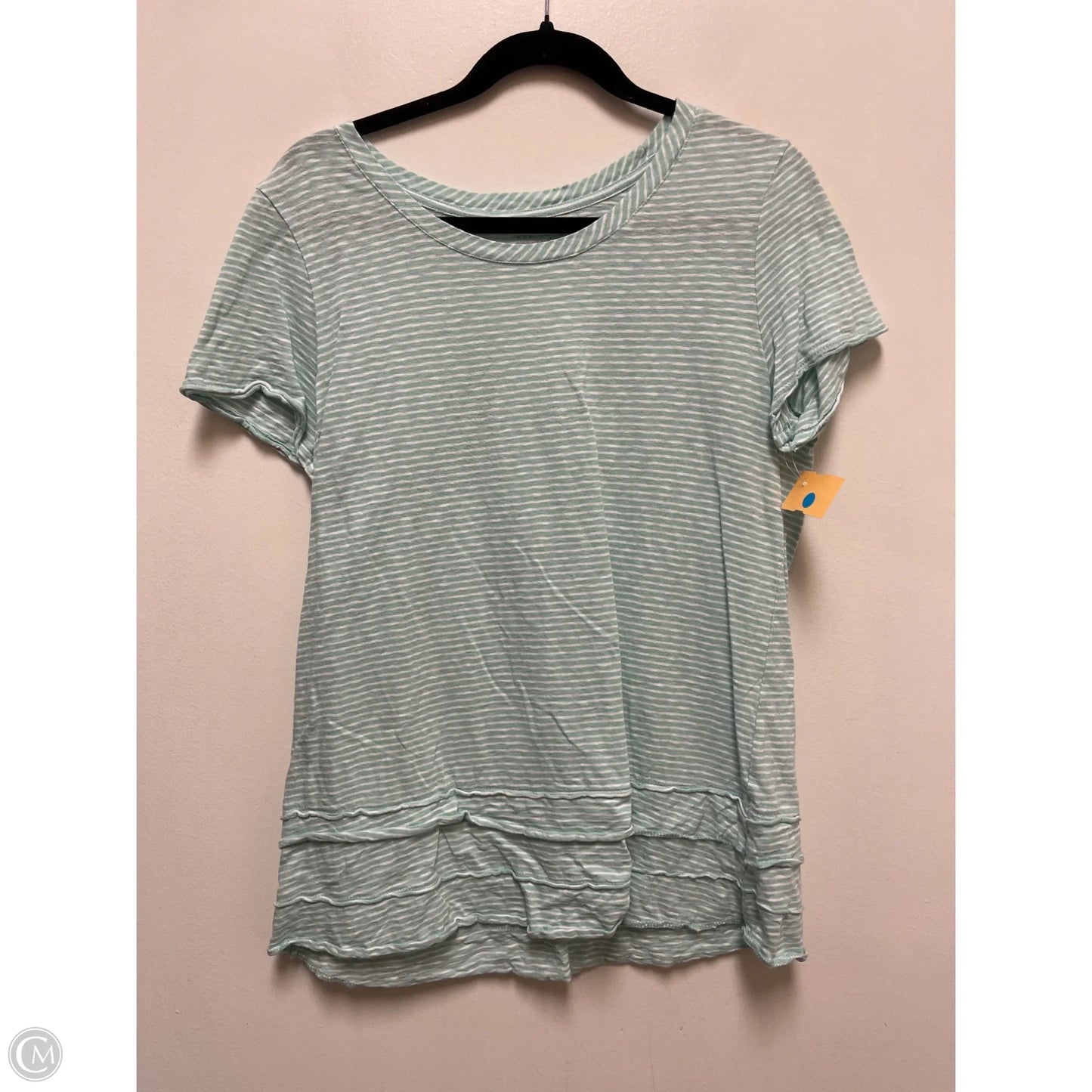 Top Short Sleeve By New Directions In Green, Size: L