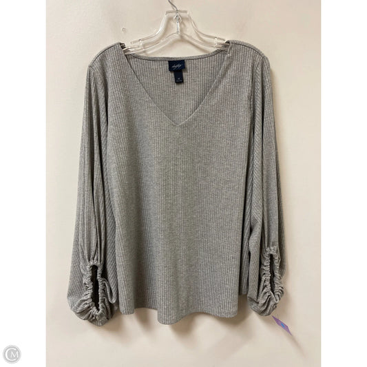 Top Long Sleeve By Daytrip In Silver, Size: M