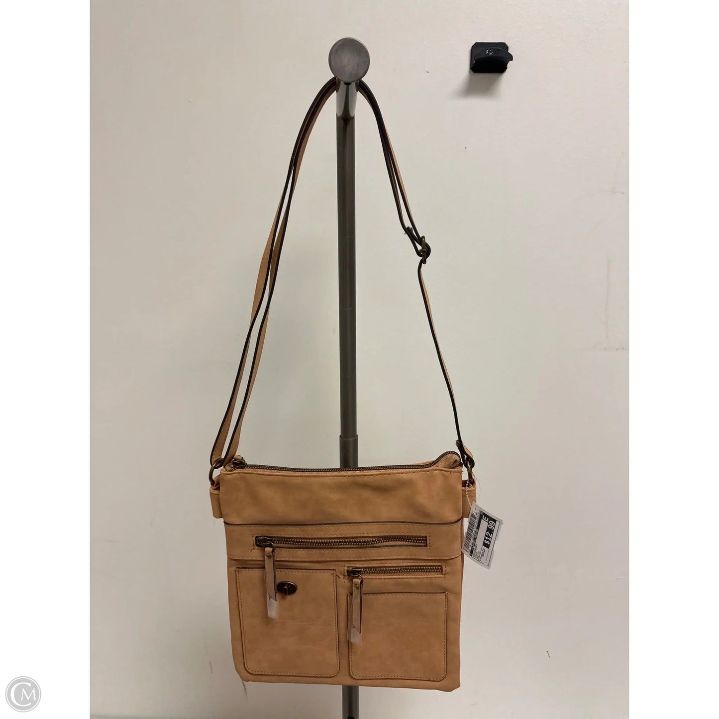 Crossbody By Clothes Mentor, Size: Medium