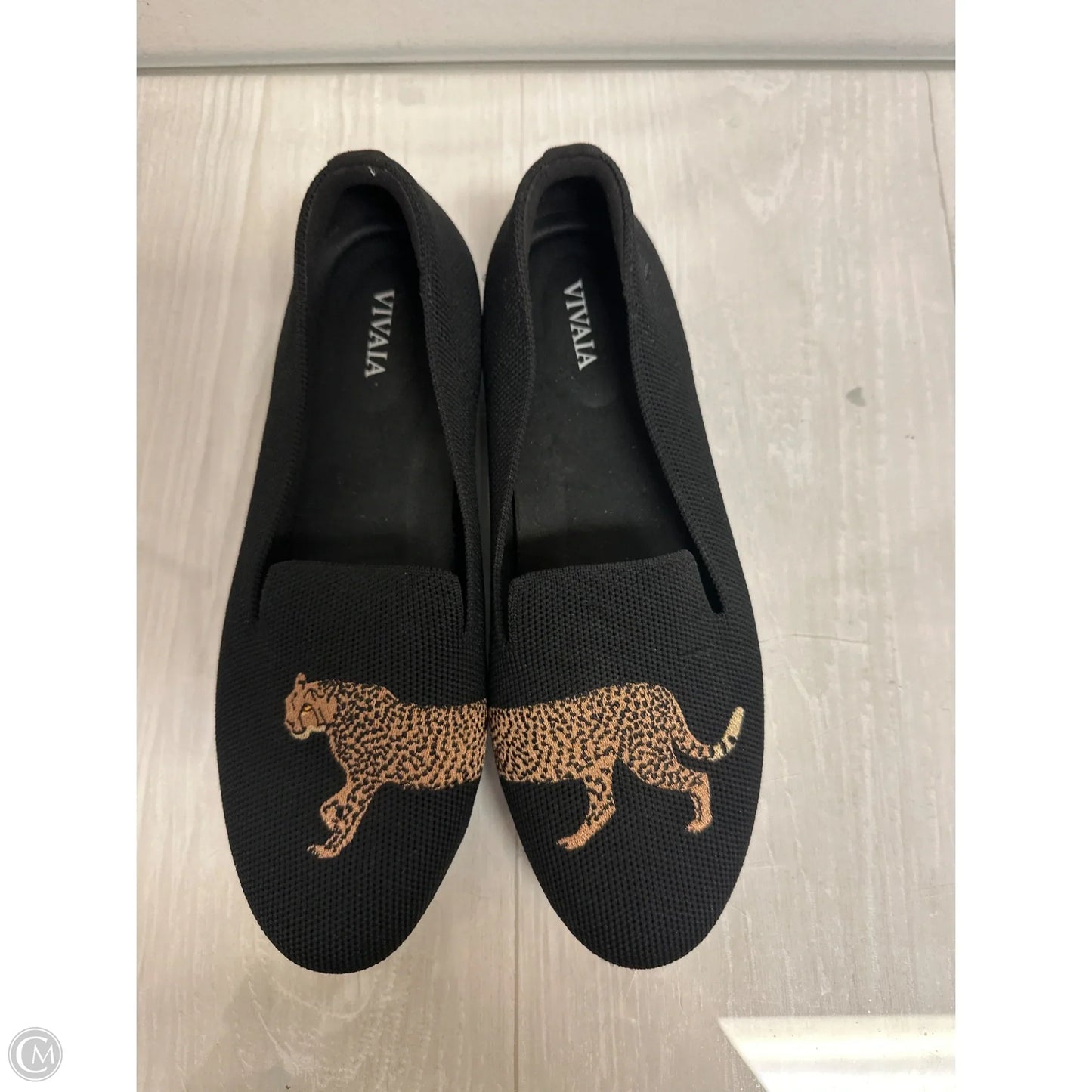 Shoes Flats By Vivaia In Black, Size: 7