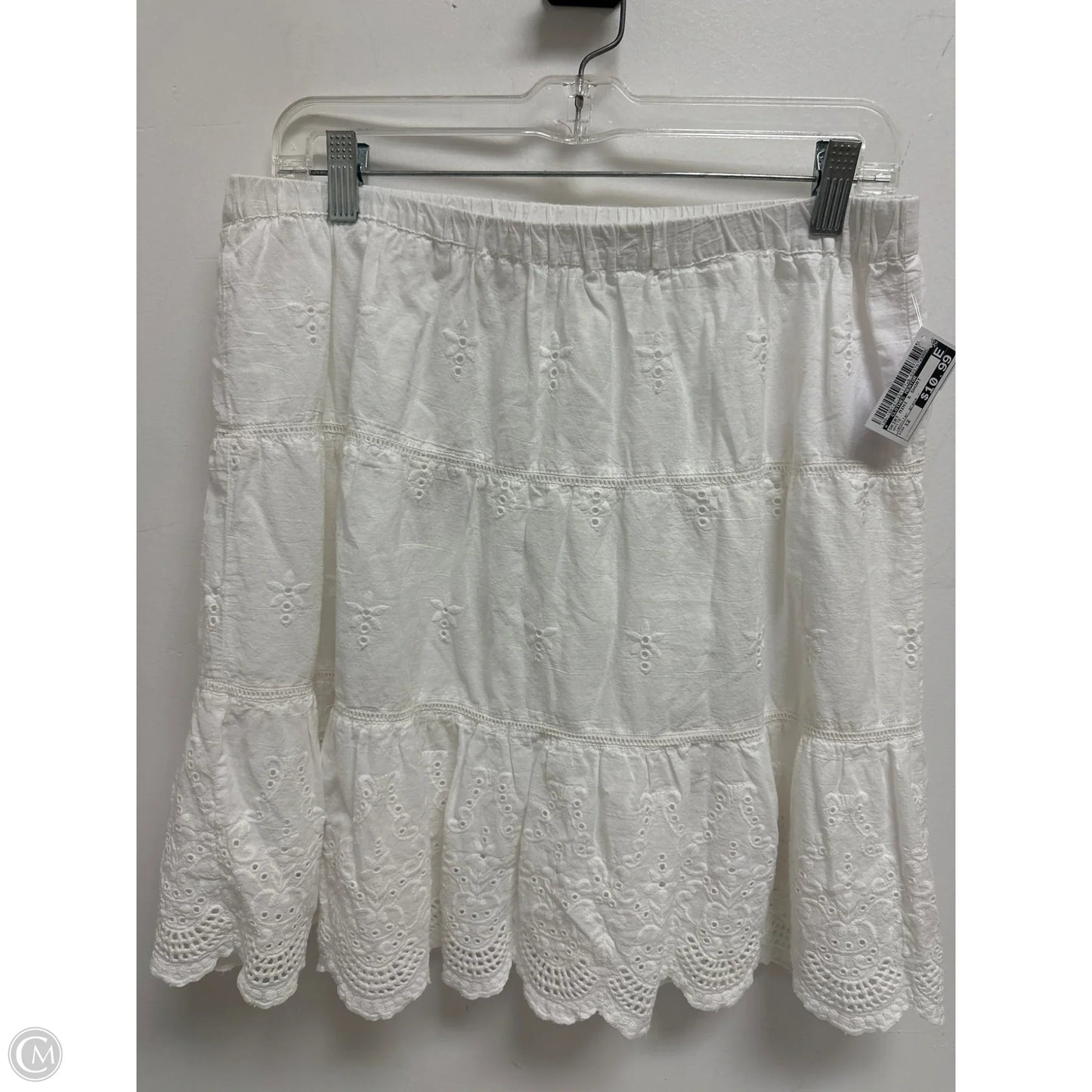 Skirt Mini & Short By Clothes Mentor In White, Size: 12