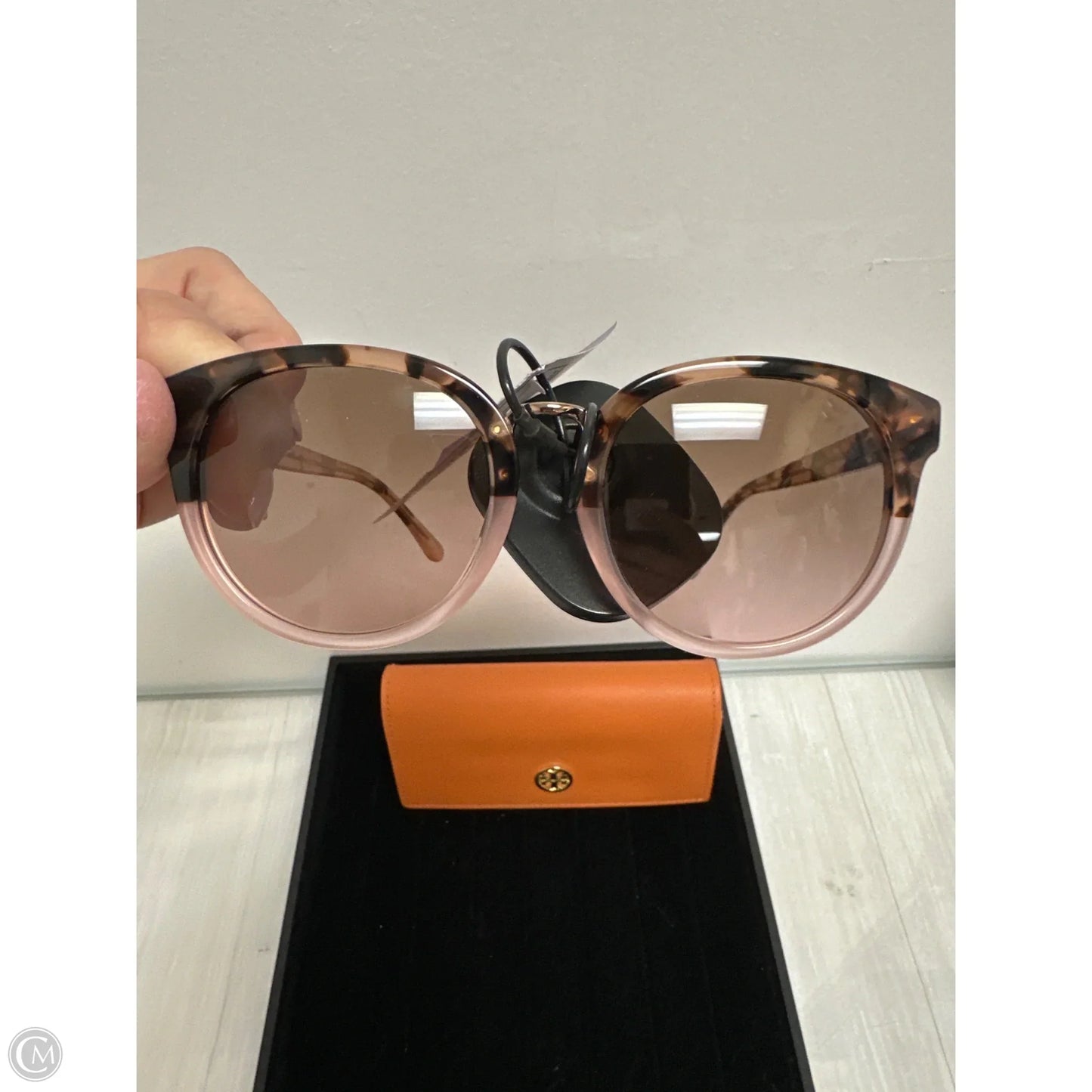 Sunglasses Designer By Tory Burch