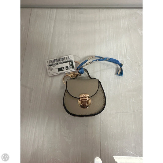 Key Chain By Clothes Mentor, Size:
