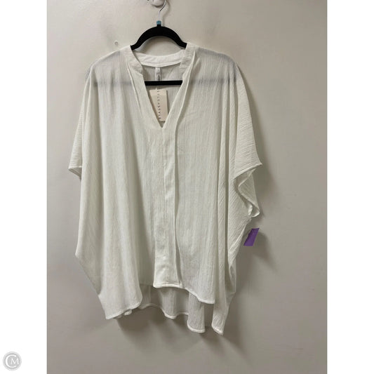 Top Short Sleeve By Glam In White, Size: L
