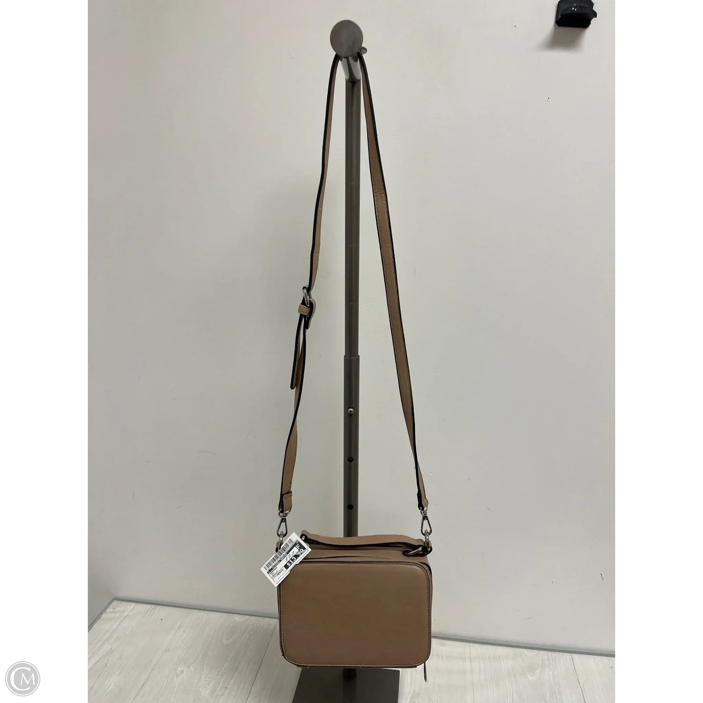 Handbag By Clothes Mentor, Size: Medium