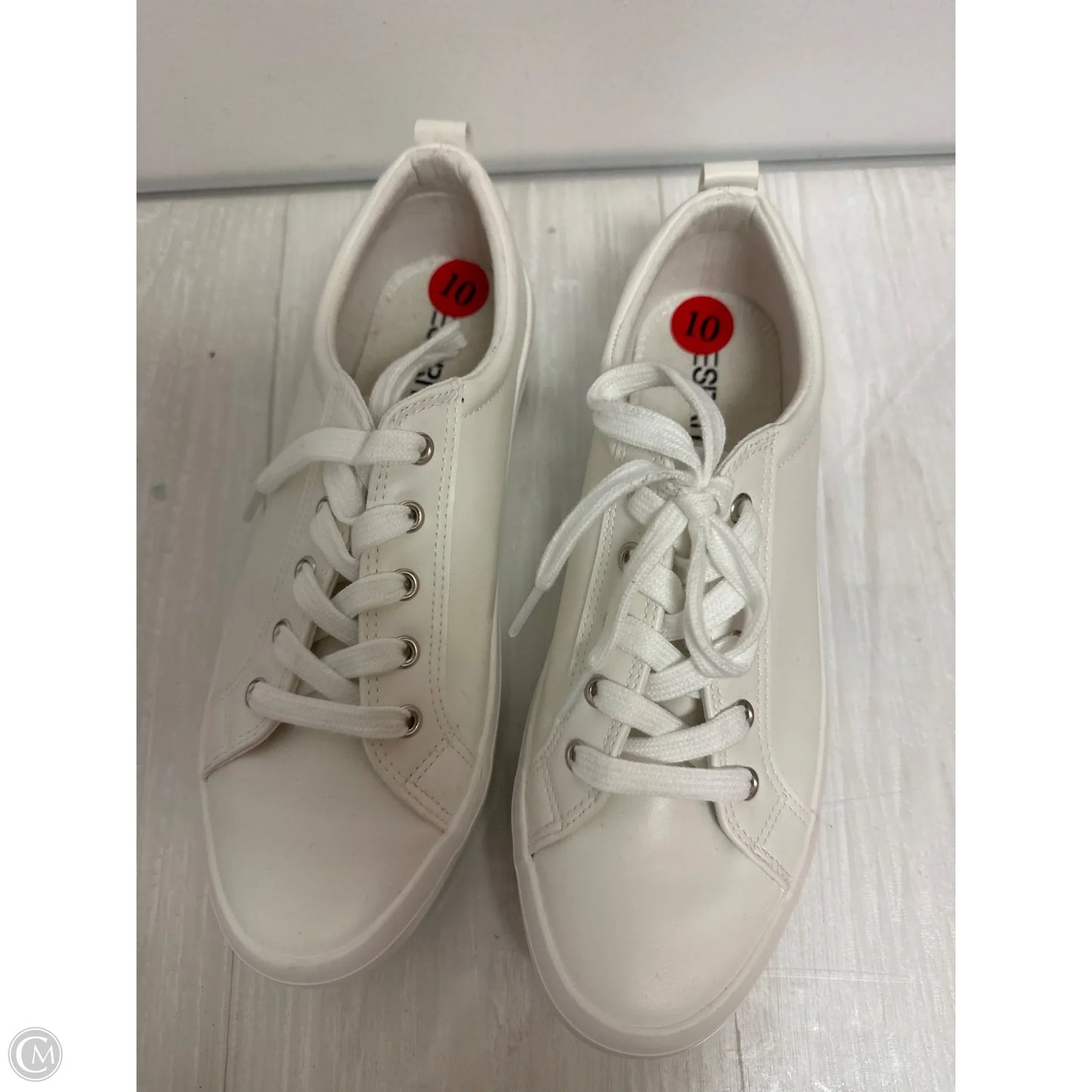 Shoes Sneakers By Esprit In White, Size: 10
