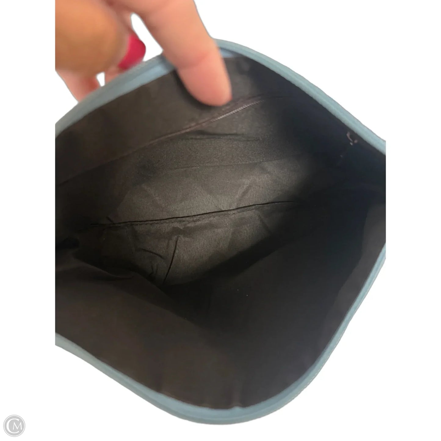 Makeup Bag By Clothes Mentor, Size: Medium
