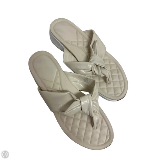 Sandals Flip Flops By Aerosoles In Cream, Size: 9.5
