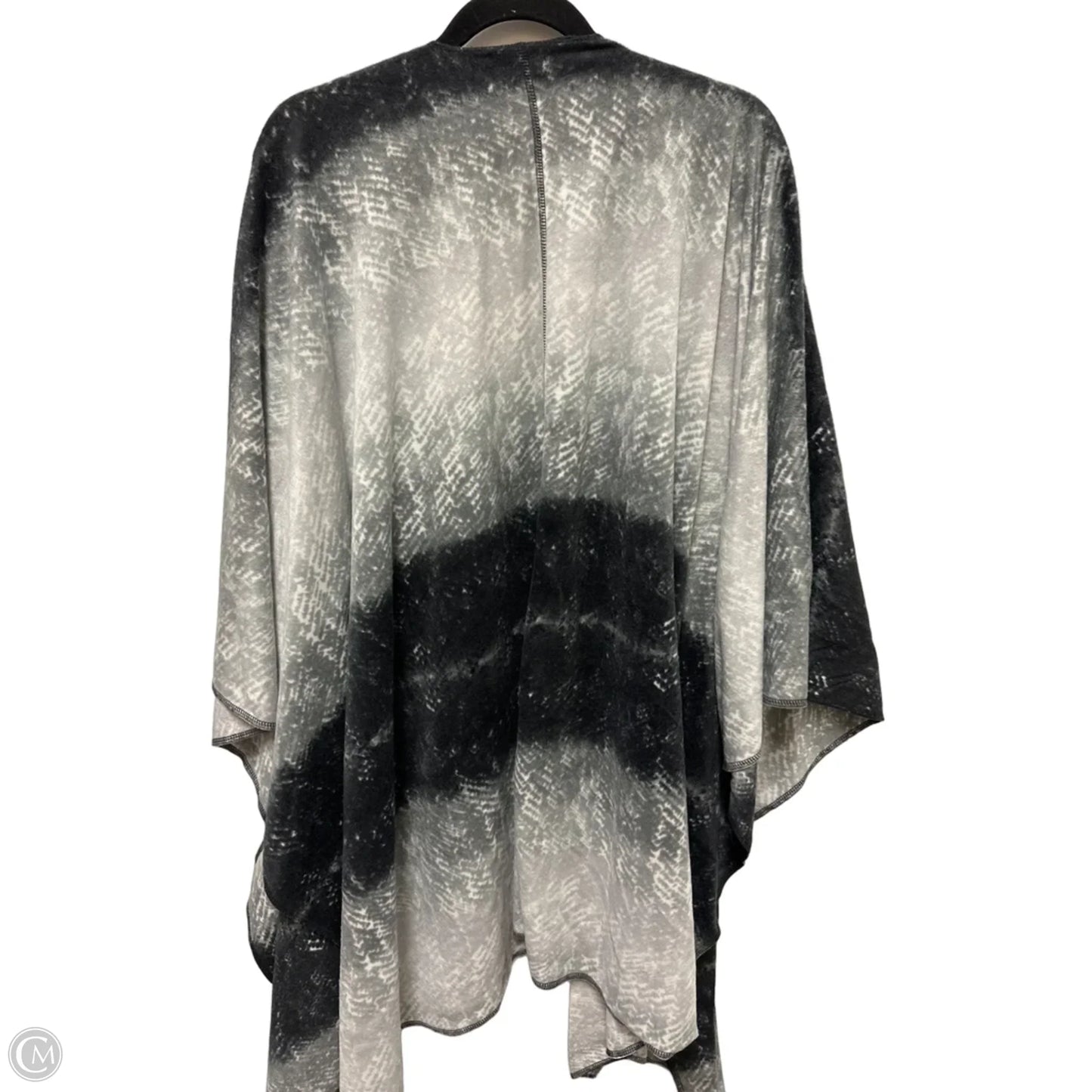 Shawl By Clothes Mentor In Grey, Size: Osfm