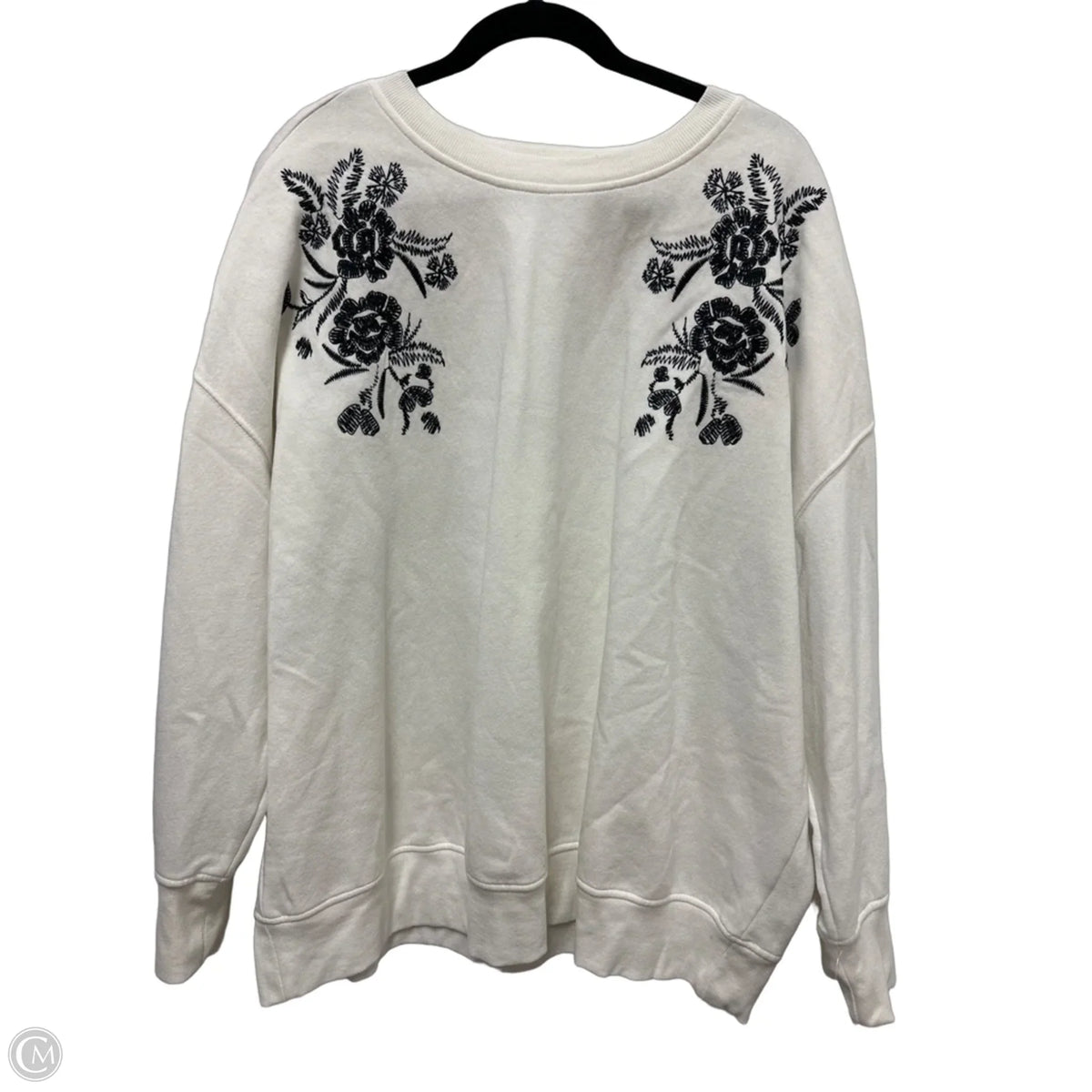Sweater By Studio Y In White, Size: 1x