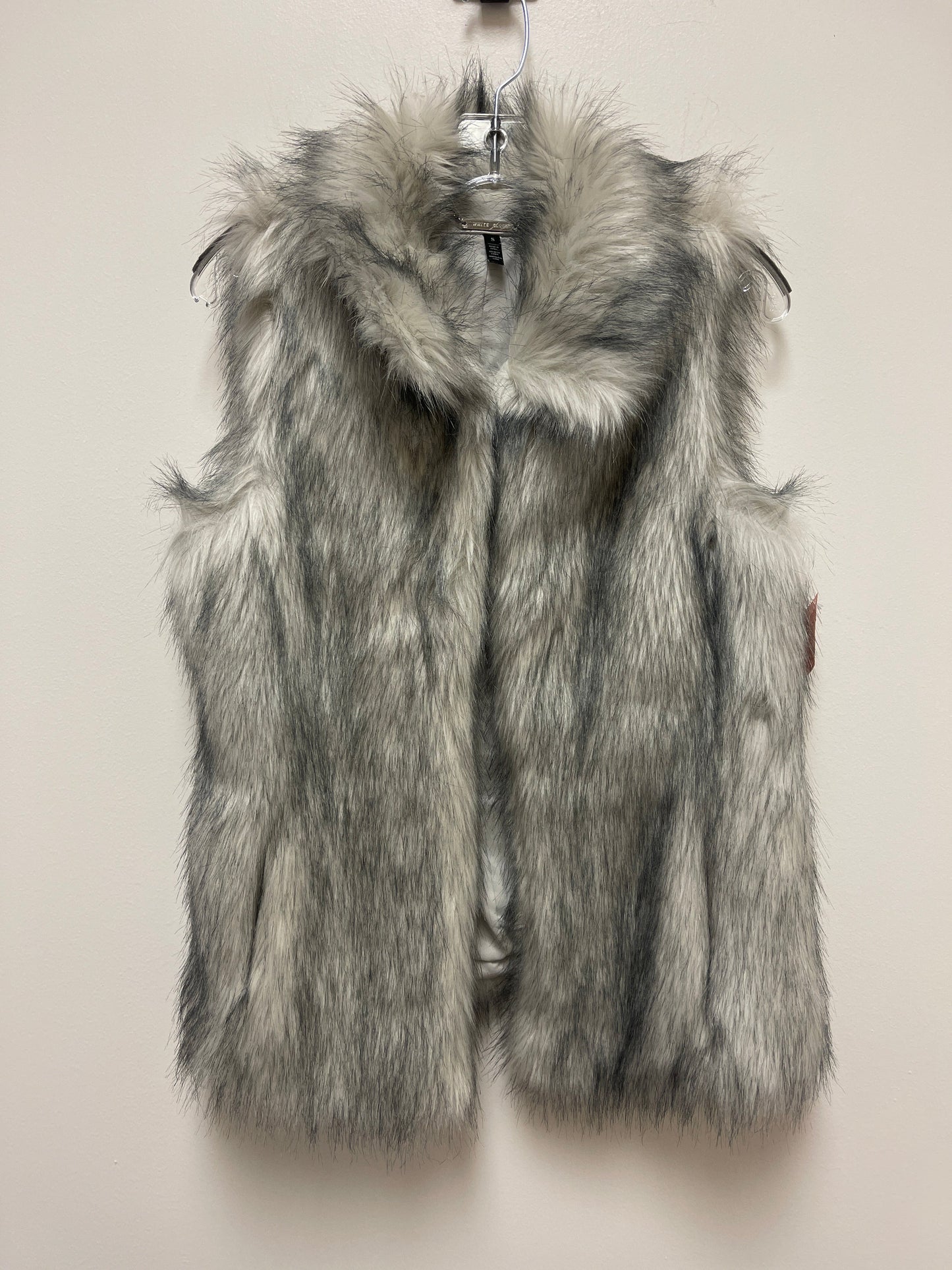 Vest Faux Fur & Sherpa By White House Black Market  Size: S