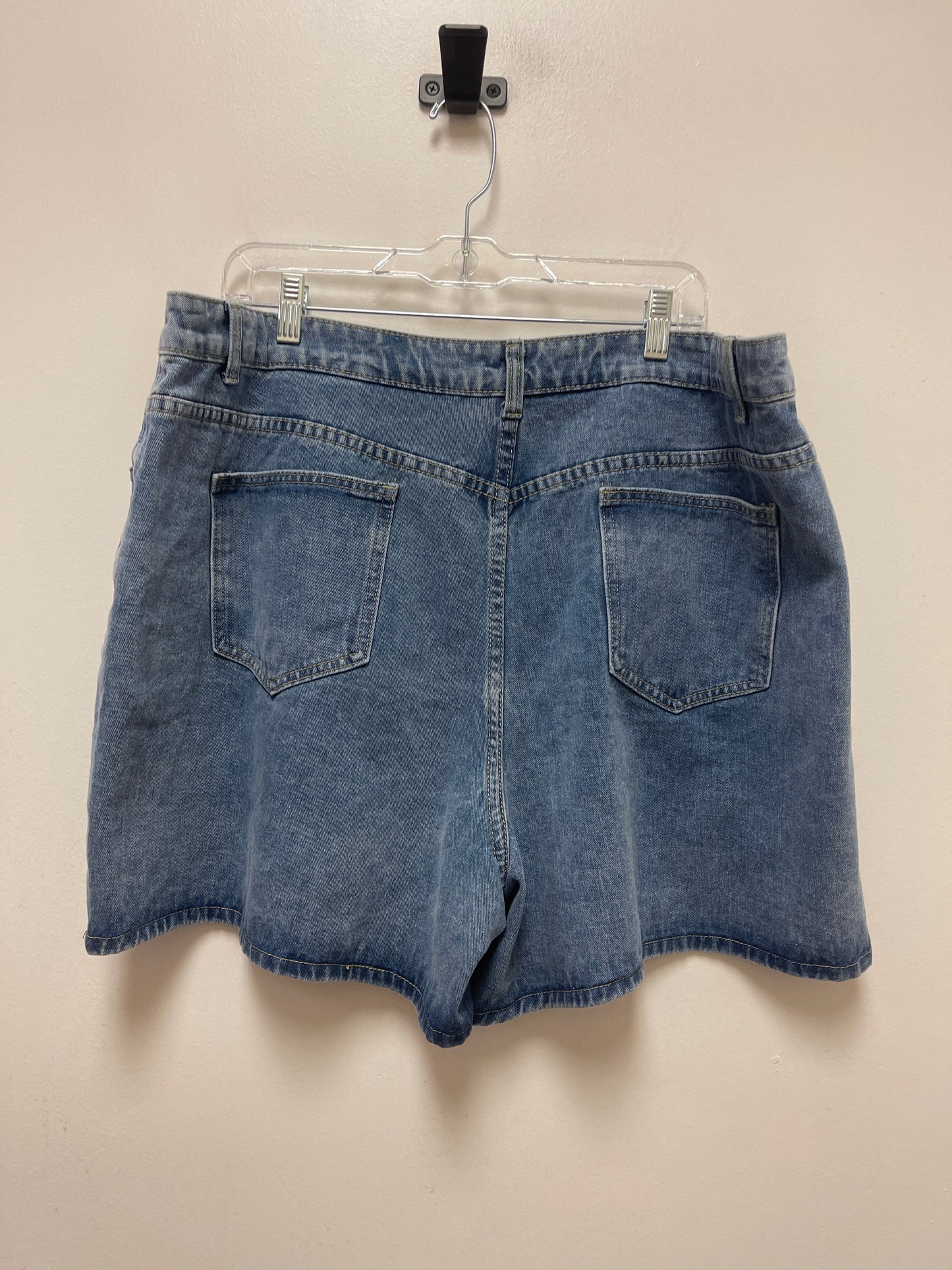 Shorts By Shein  Size: 26