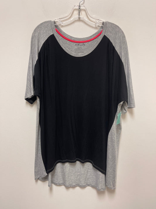 Top Short Sleeve By Clothes Mentor  Size: M