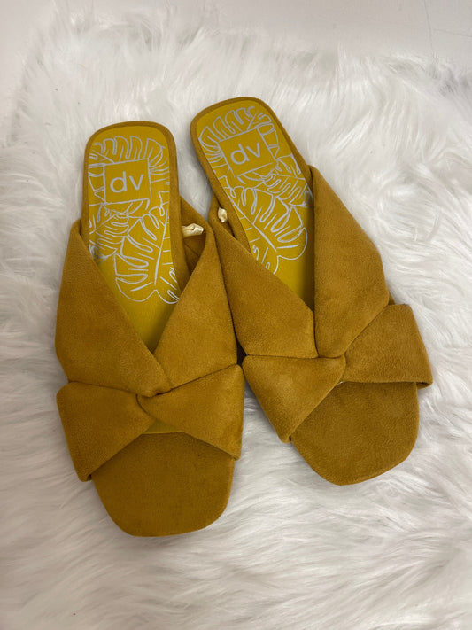 Yellow Sandals Flats Dv, Size 8