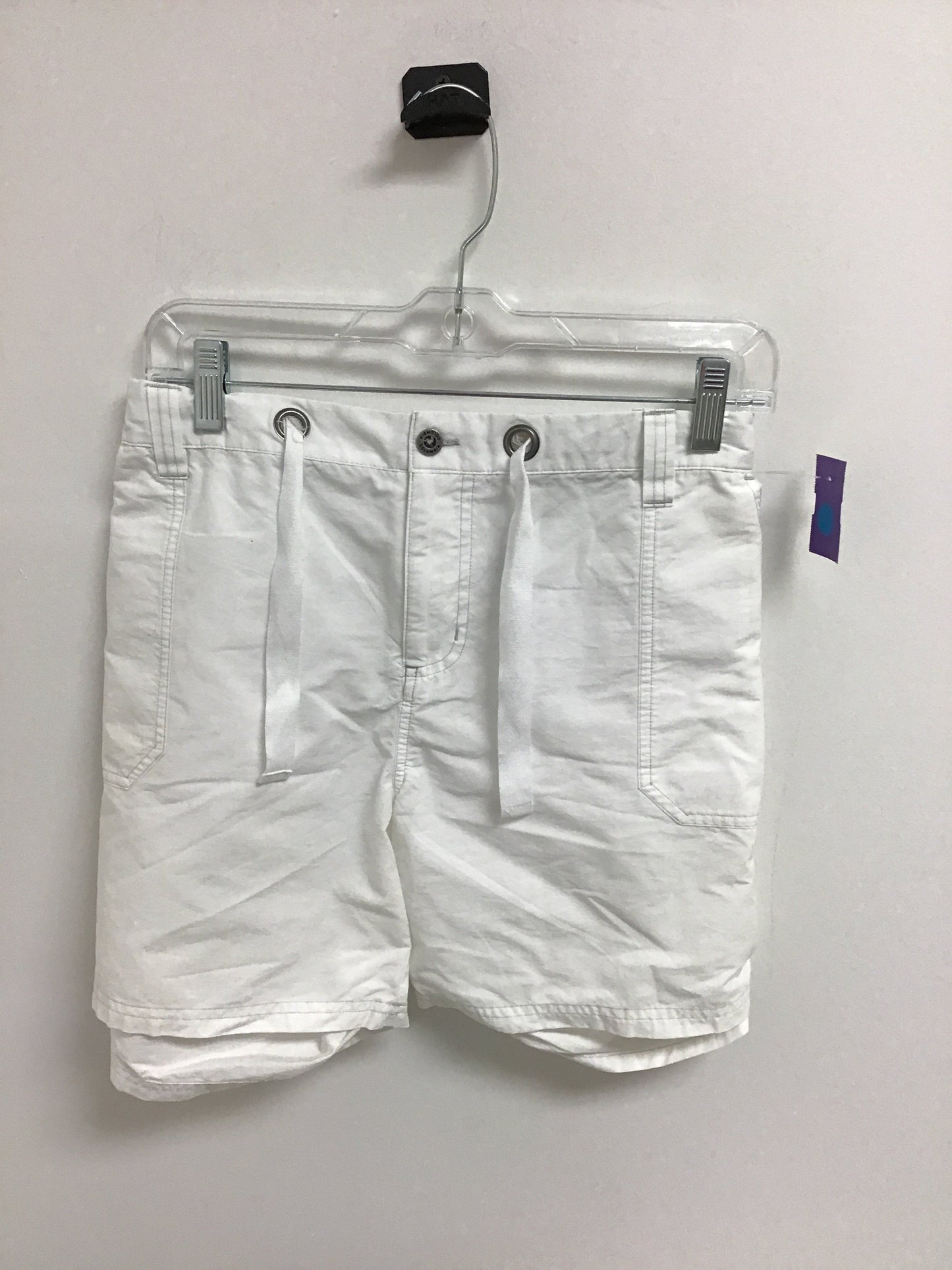White Shorts Columbia, Size 16