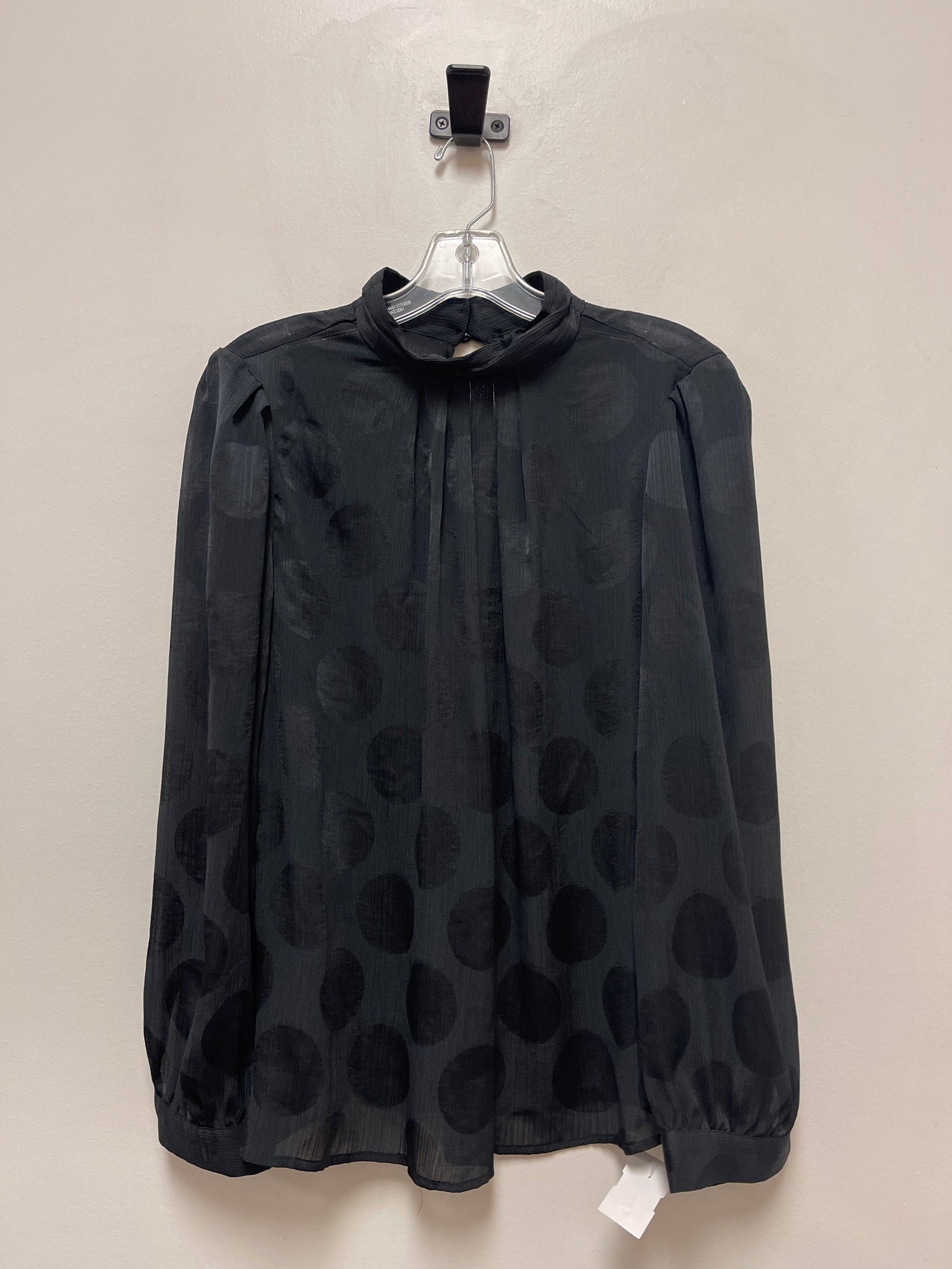 Black Top Long Sleeve Who What Wear, Size M