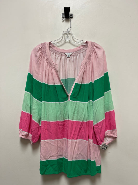 Top Long Sleeve By Crown And Ivy In Green & Pink, Size: 2x