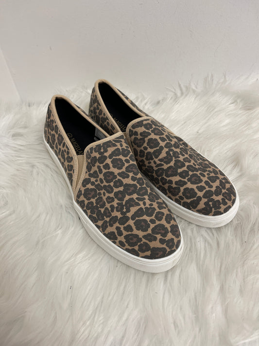 Shoes Sneakers By Magellan In Animal Print, Size: 11