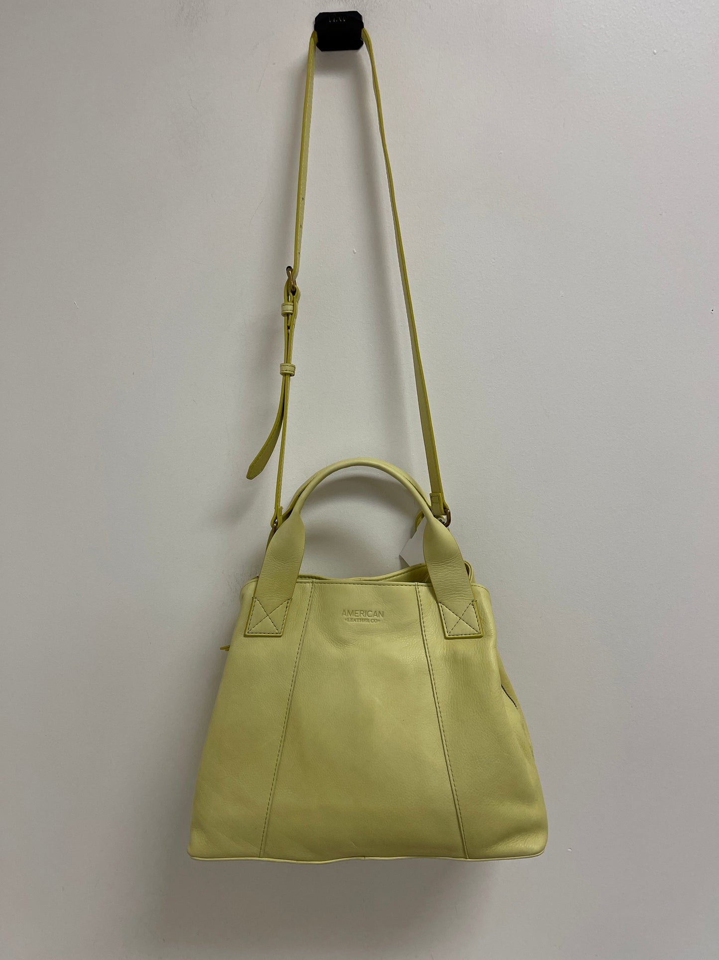 Handbag Leather By Clothes Mentor, Size: Medium