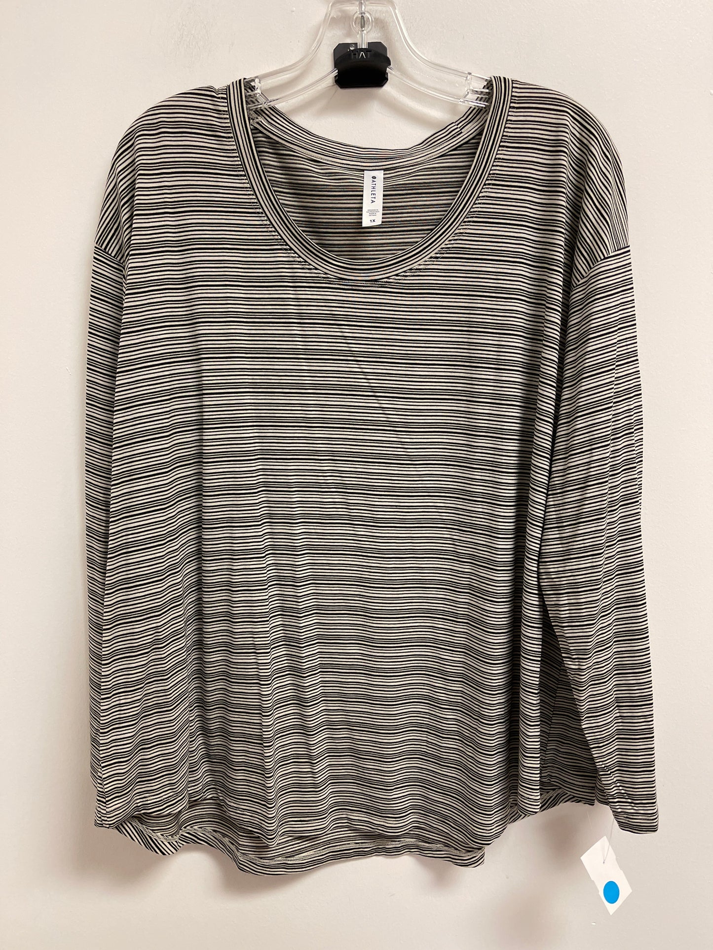 Top Long Sleeve By Athleta In Striped Pattern, Size: 1x