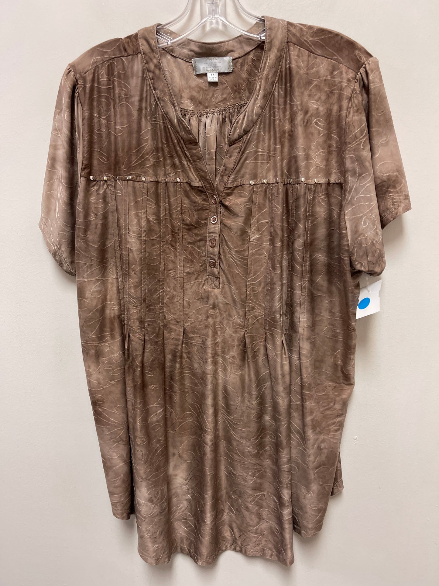 Top Short Sleeve By Clothes Mentor In Brown, Size: 1x