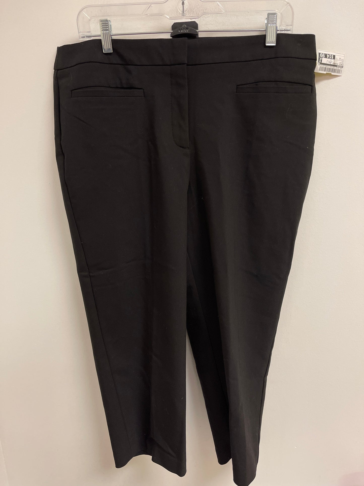 Pants Cropped By Chicos In Black, Size: 12