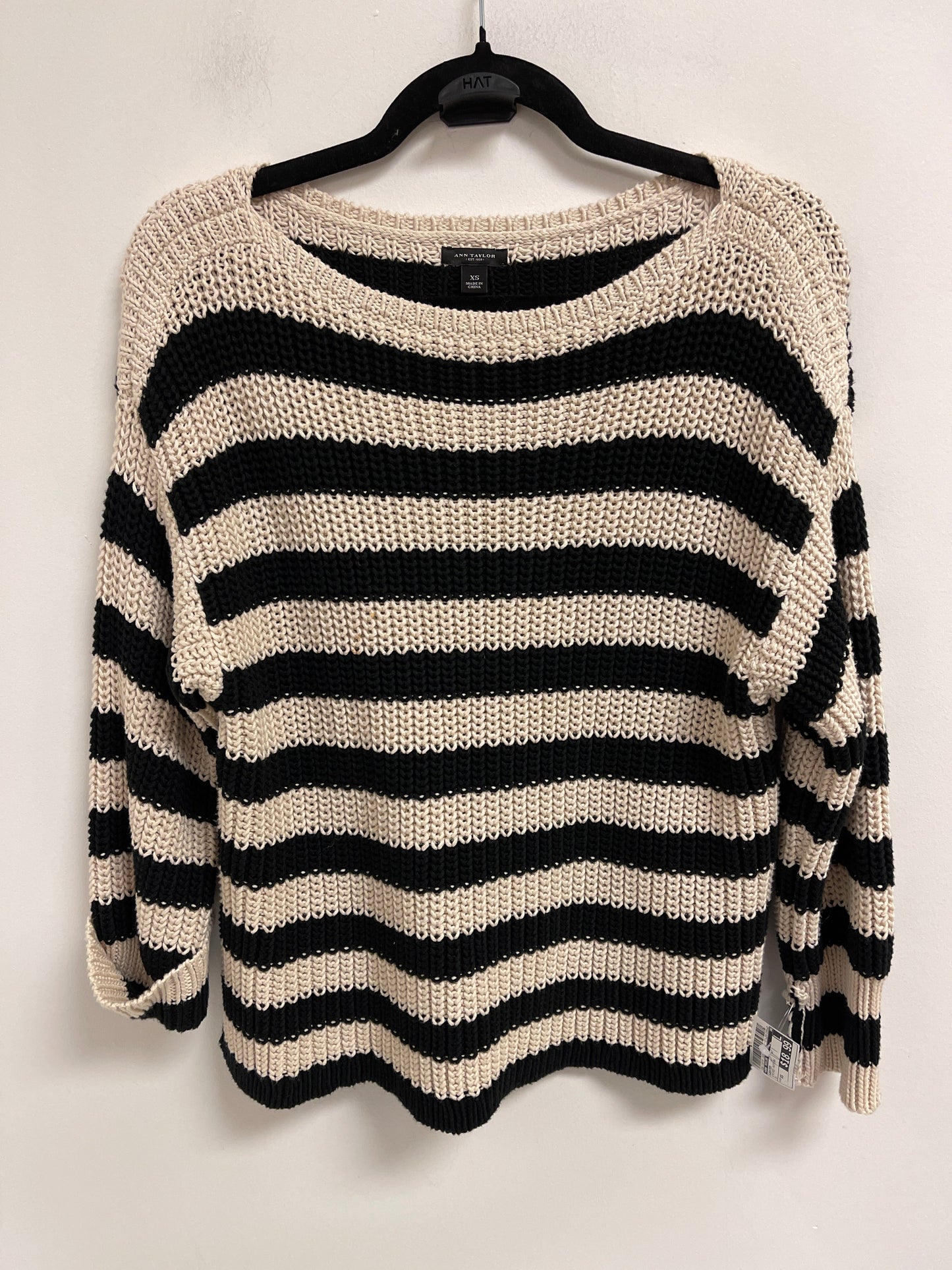 Sweater By Ann Taylor In Striped Pattern, Size: Xs