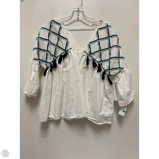 Top Short Sleeve By Crown And Ivy In White, Size: L