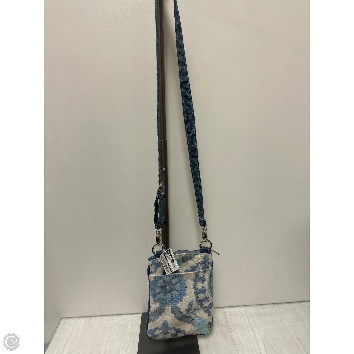 Crossbody By Clothes Mentor, Size: Small