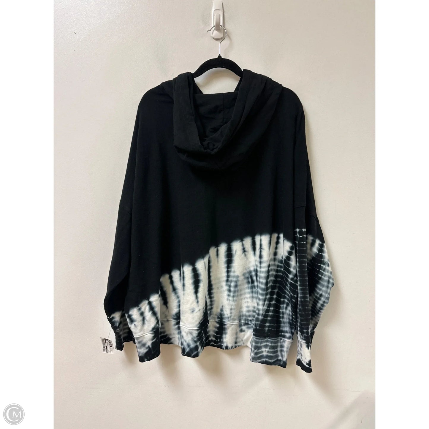 Sweatshirt Hoodie By Zelos In Black, Size: 4x