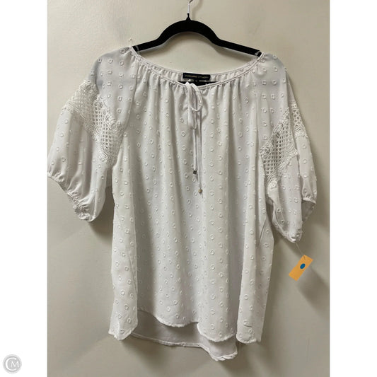 Top Short Sleeve By Adrienne Vittadini In White, Size: Xl