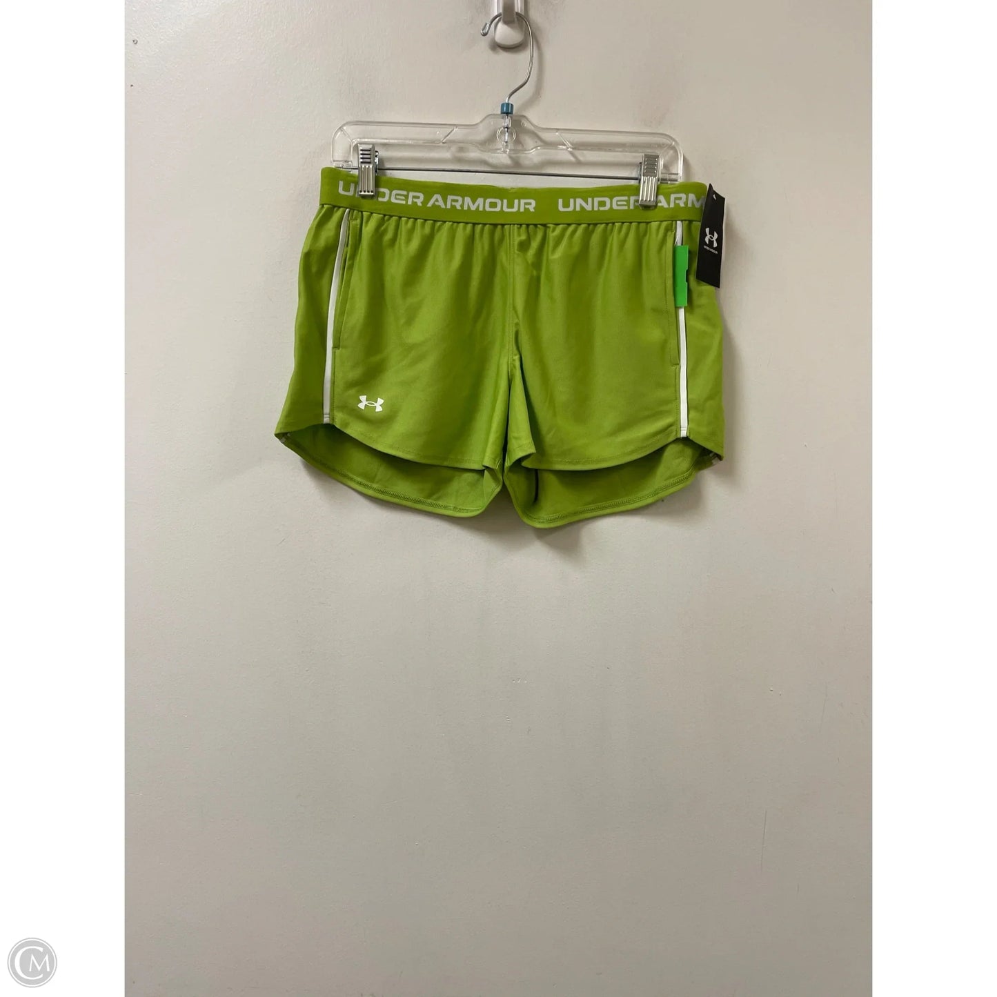 Athletic Shorts By Under Armour In Green, Size: M