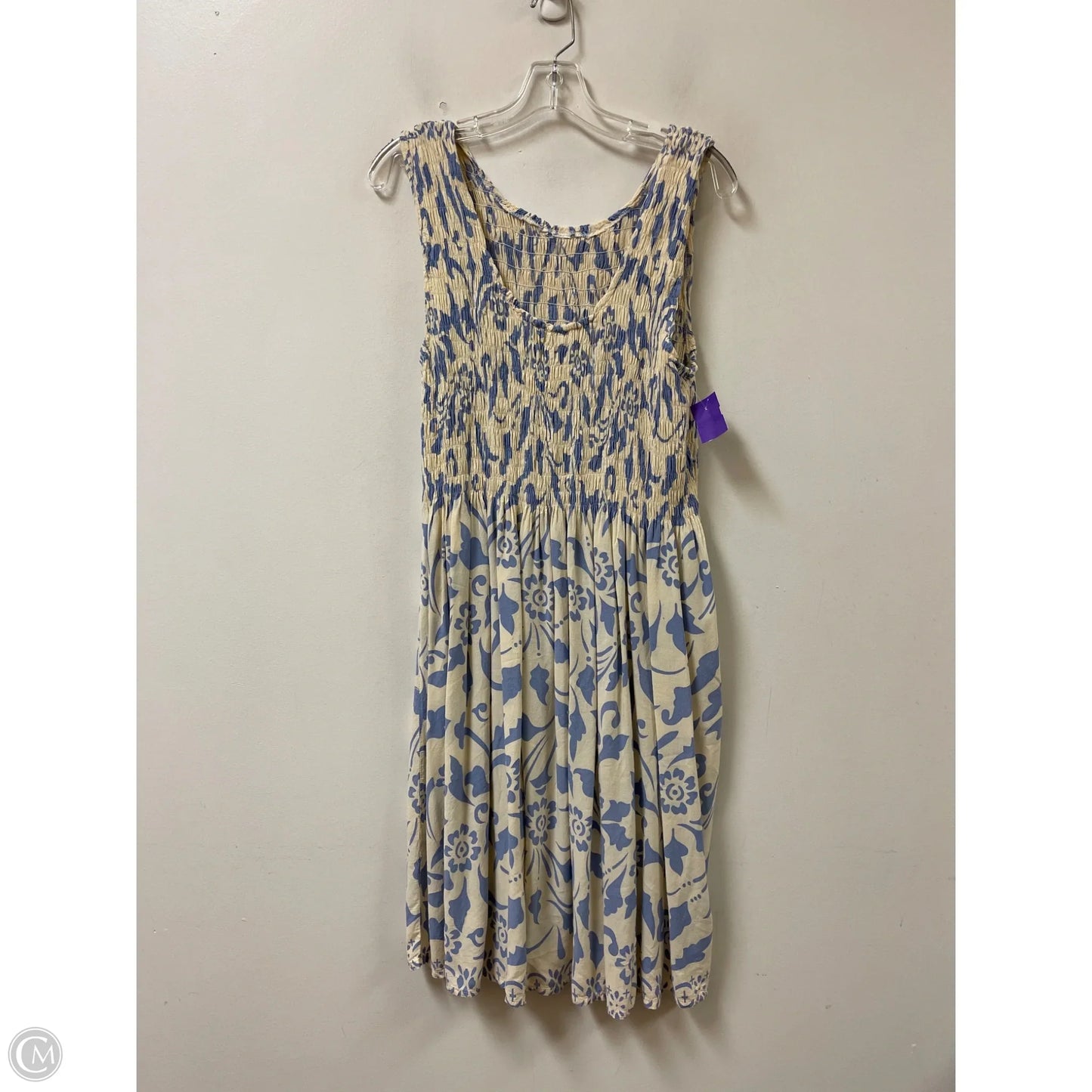 Dress Casual Short By Clothes Mentor In Cream, Size: 1x