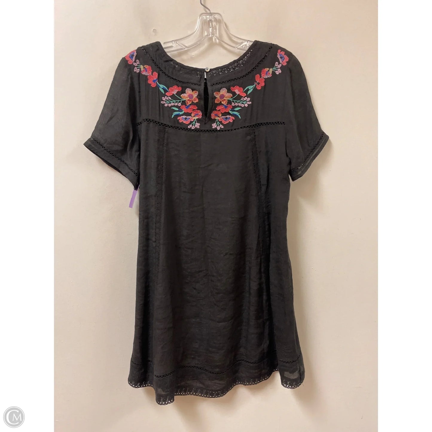Dress Casual Short By Umgee In Black, Size: M