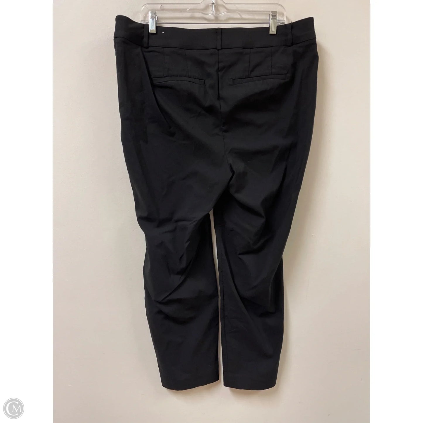 Pants Cropped By Lane Bryant In Black, Size: 16