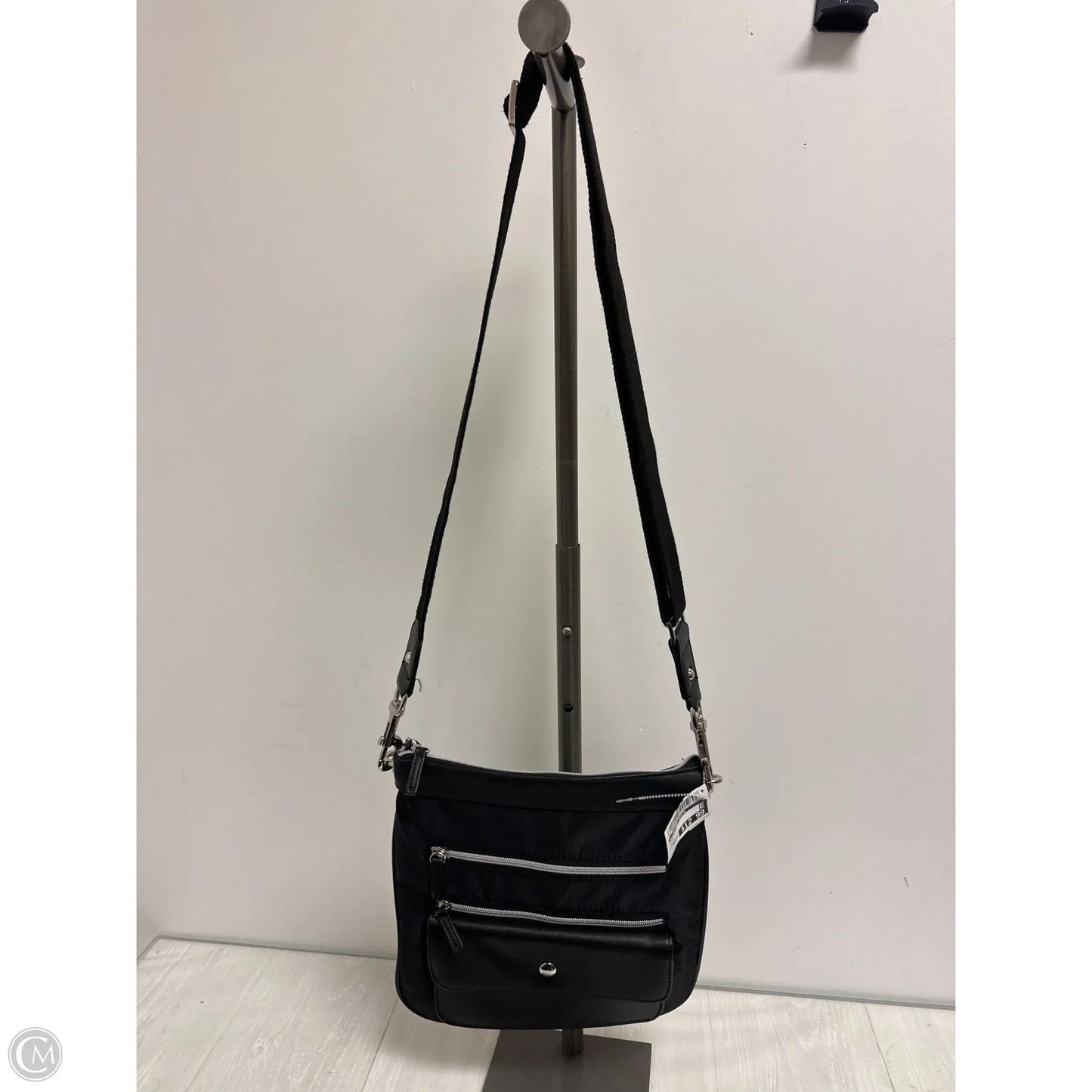 Crossbody By Clothes Mentor, Size: Medium