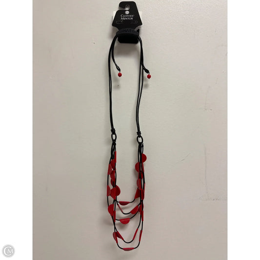 Necklace Layered By Clothes Mentor