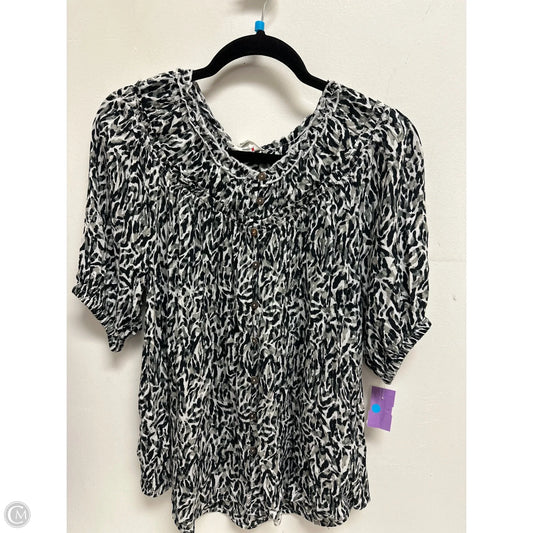 Top Short Sleeve By Intro In Ivory, Size: Lp