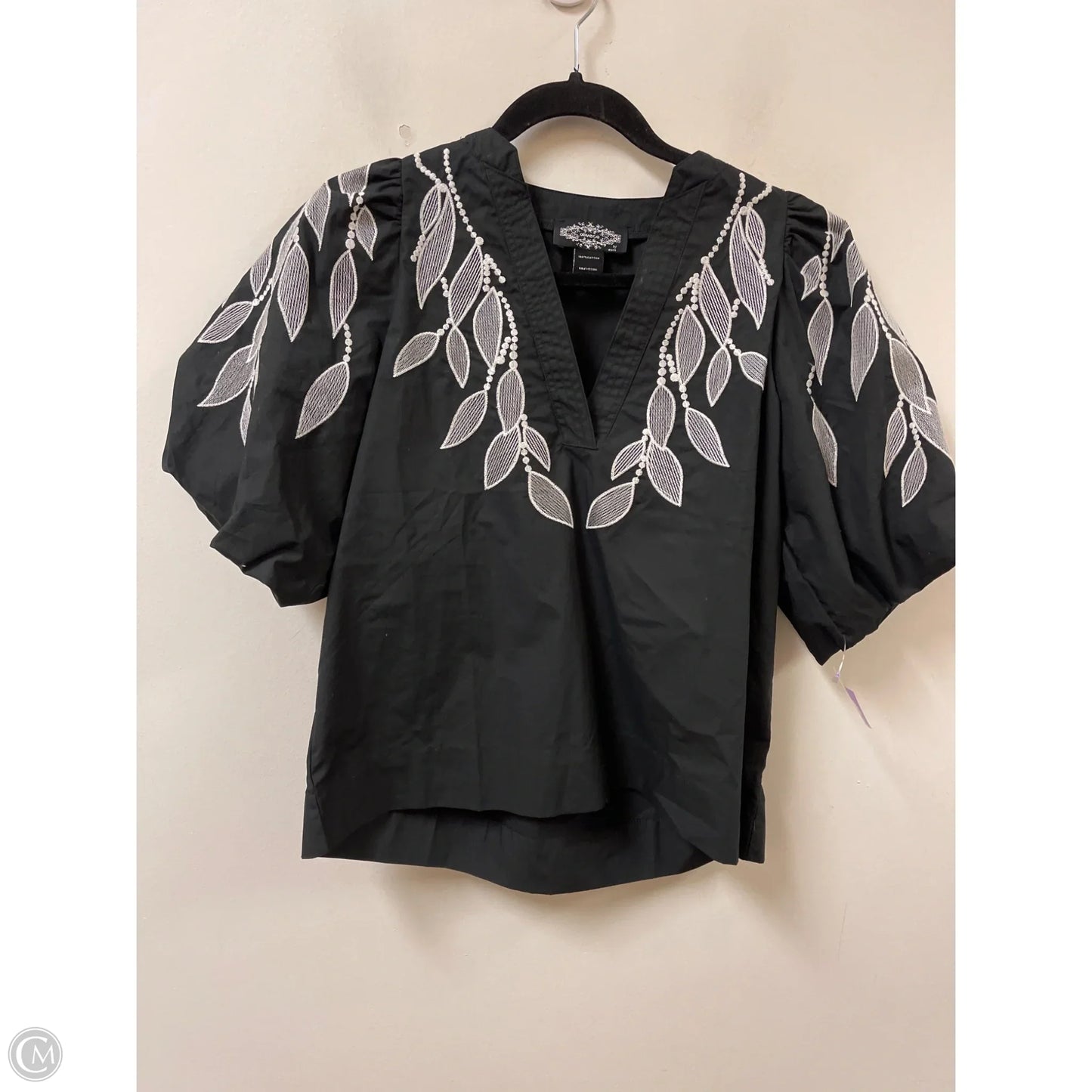 Top Short Sleeve By Clothes Mentor In Black, Size: S