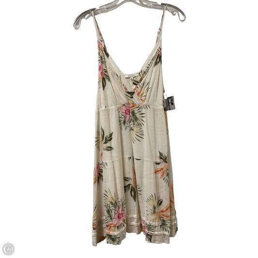 Dress Casual Short By Z Supply In Cream, Size: L
