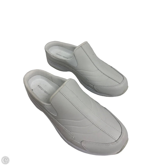 Shoes Flats By Easy Spirit In White, Size: 10.5