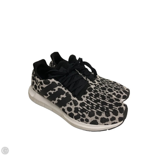 Shoes Athletic By Adidas In Cream, Size: 8.5