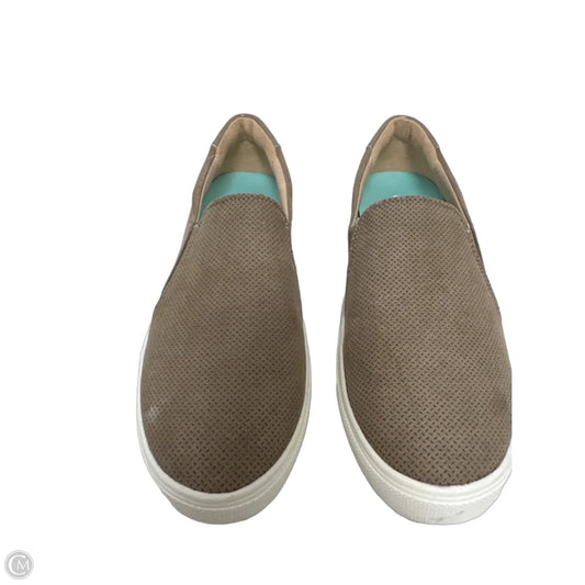 Shoes Sneakers By Dr Scholls In Grey, Size: 7.5