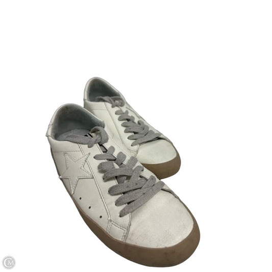 Shoes Sneakers By Shu Shop In White, Size: 6